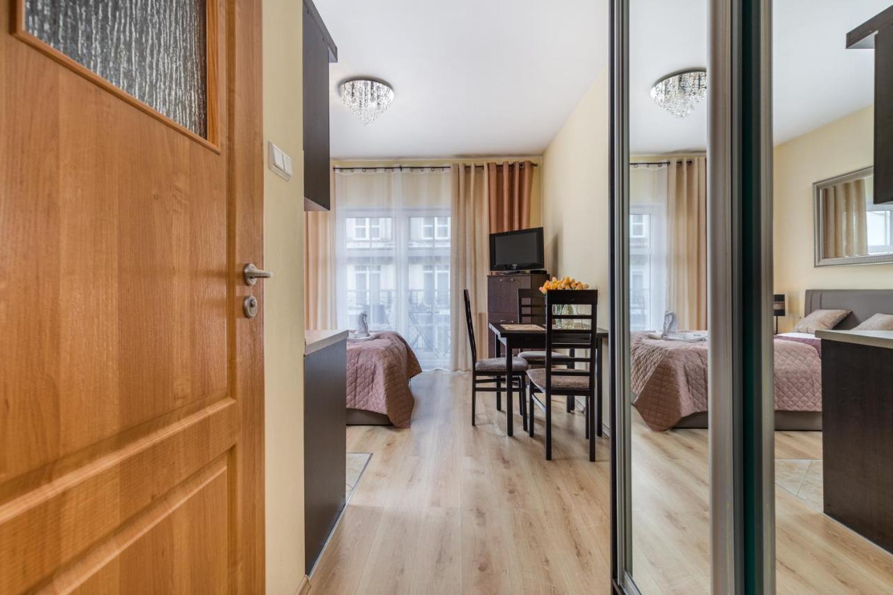 Apartamenty Trzy Korony By Noclegi Renters سفينويتشي المظهر الخارجي الصورة